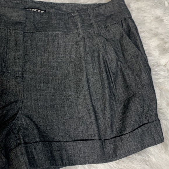 Express Pleat Front Black/ Grayish Shorts - Picture 2 of 12